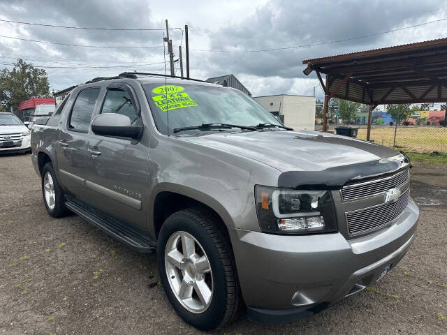 chevrolet avalanche 2007 3GNFK12317G165067 image chevrolet avalanche 2007 3GNFK12317G165067 image