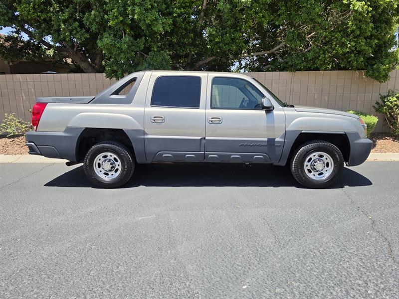 chevrolet avalanche 2002 3GNGC23G12G190388 image chevrolet avalanche 2002 3GNGC23G12G190388 image