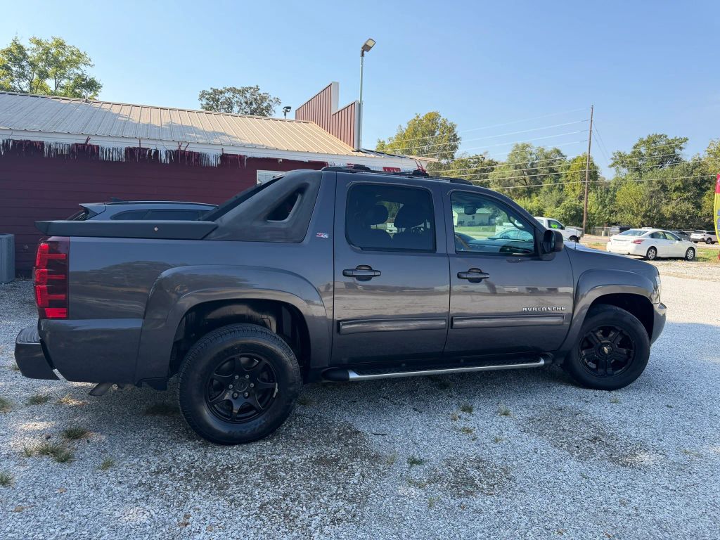 chevrolet avalanche 2011 3GNTKFE37BG258339 image chevrolet avalanche 2011 3GNTKFE37BG258339 image