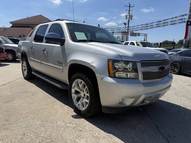 chevrolet avalanche 2011 3GNMCFE08BG108909 image chevrolet avalanche 2011 3GNMCFE08BG108909 image