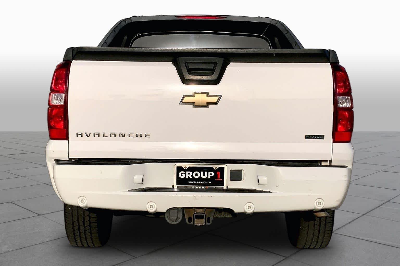 chevrolet avalanche 2011 3GNMCFE04BG115453 image chevrolet avalanche 2011 3GNMCFE04BG115453 image