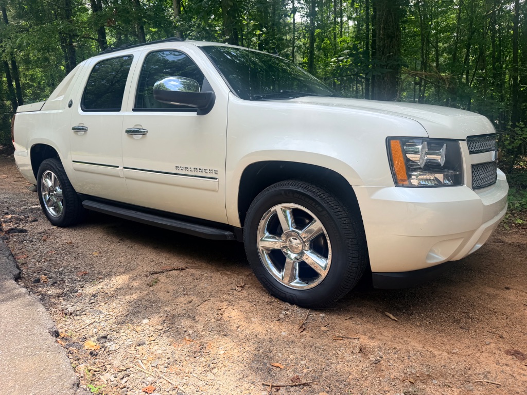 chevrolet avalanche 2013 3GNTKGE76DG313522 image chevrolet avalanche 2013 3GNTKGE76DG313522 image