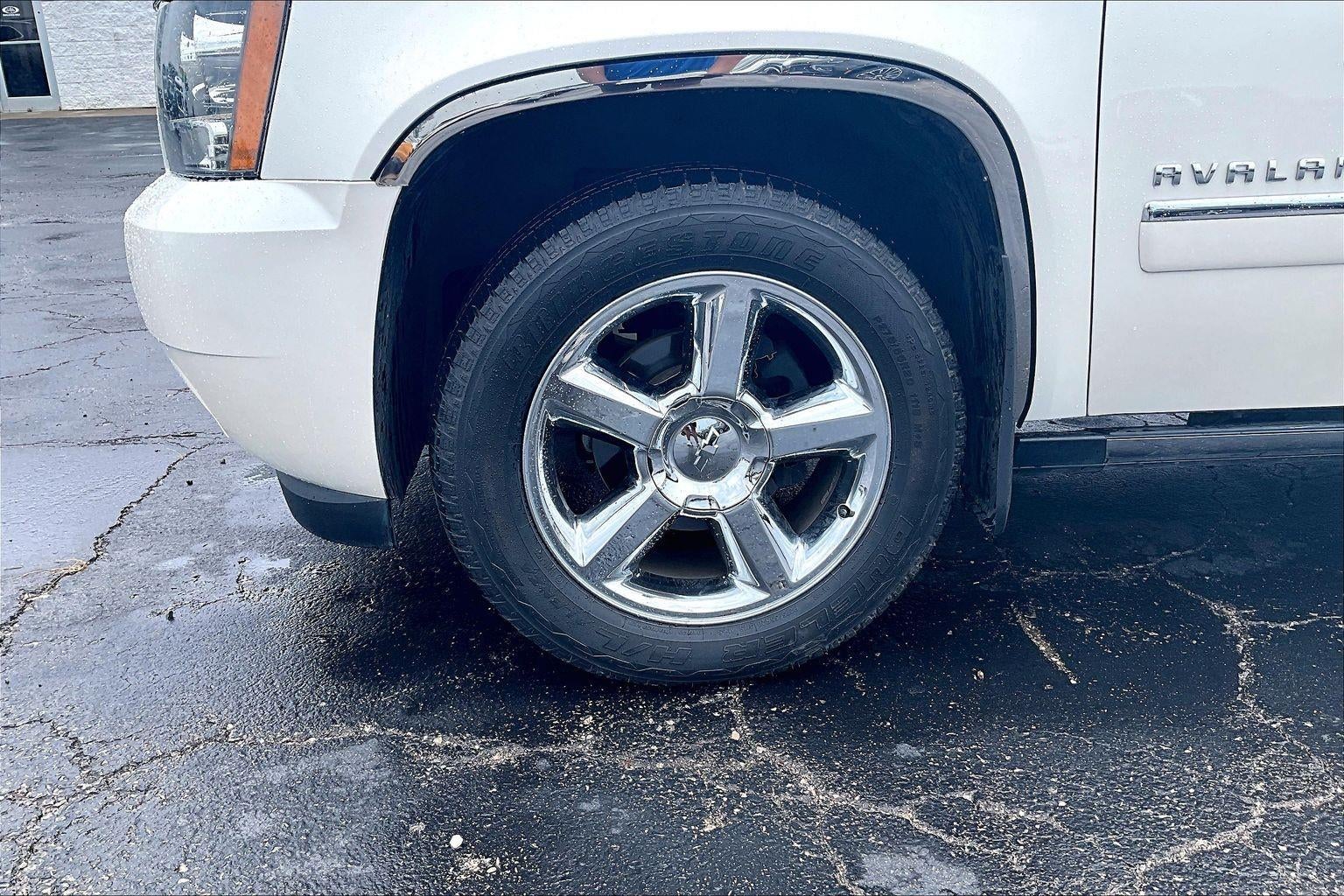chevrolet avalanche 2013 3GNMCGE01DG252312 image chevrolet avalanche 2013 3GNMCGE01DG252312 image