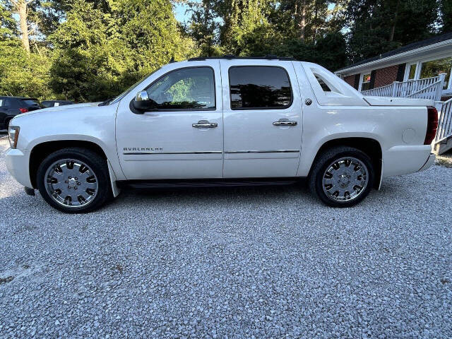 chevrolet avalanche 2013 3GNTKGE72DG156118 image chevrolet avalanche 2013 3GNTKGE72DG156118 image