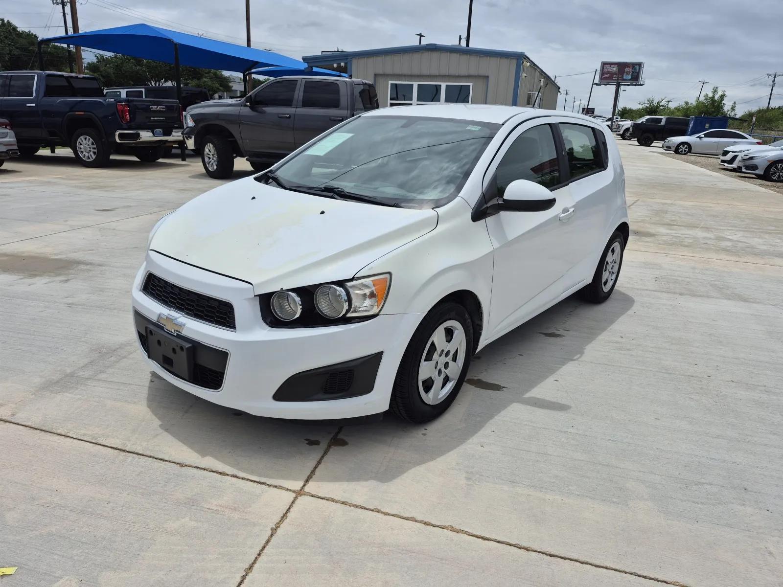 chevrolet sonic 2016 1G1JA6SHXG4175083 image chevrolet sonic 2016 1G1JA6SHXG4175083 image