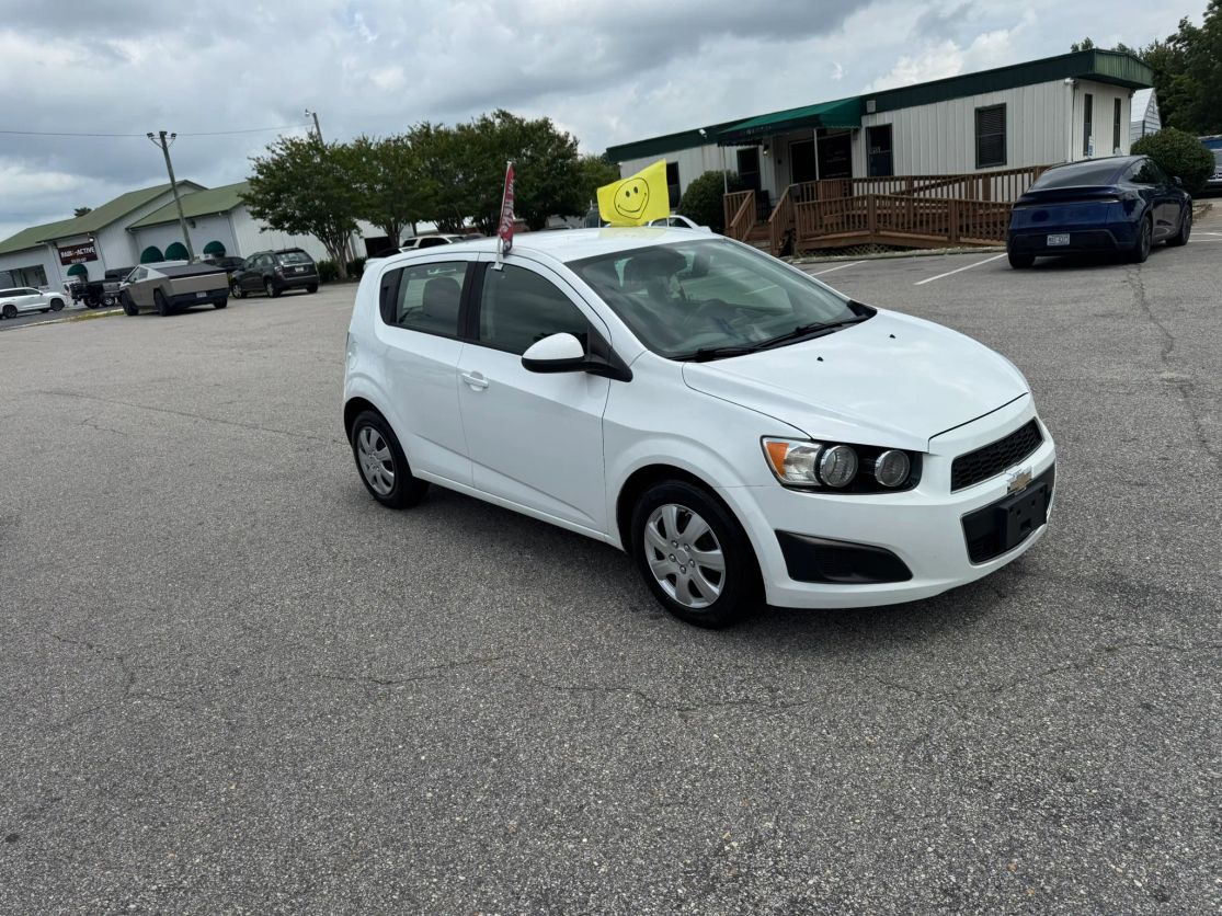 chevrolet sonic 2016 1G1JA6SG9G4162770 image chevrolet sonic 2016 1G1JA6SG9G4162770 image