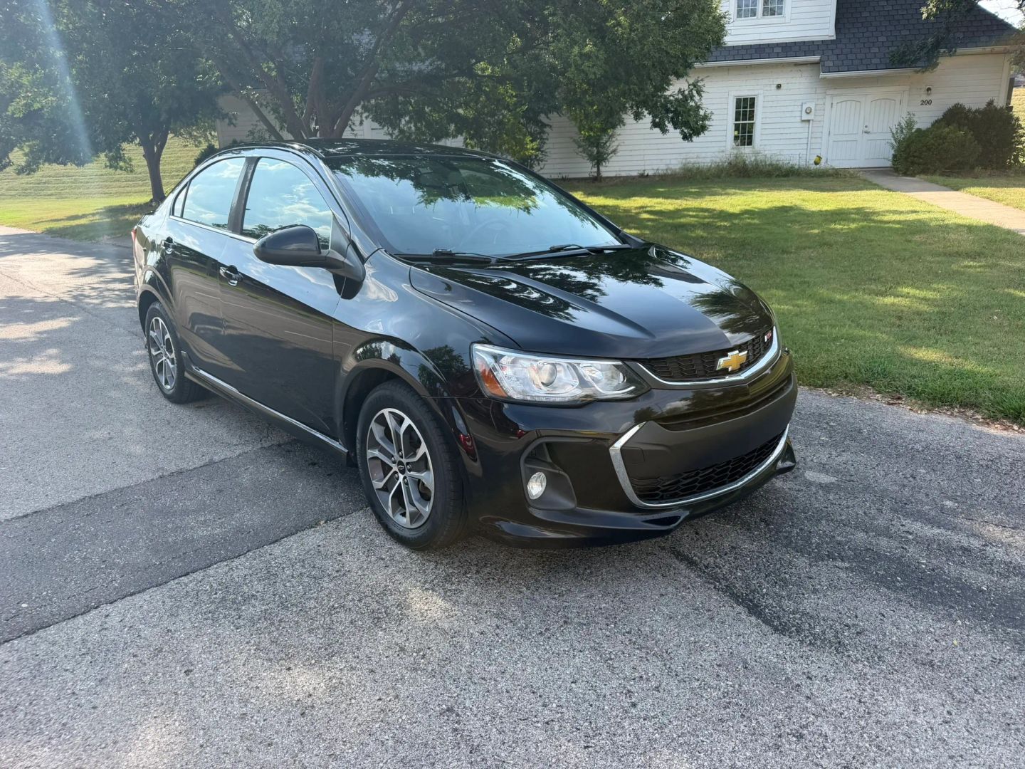 chevrolet sonic 2019 1G1JD5SB4K4148774 image chevrolet sonic 2019 1G1JD5SB4K4148774 image
