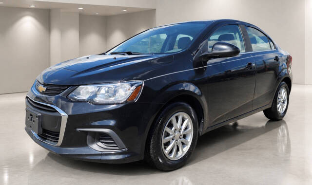 chevrolet sonic 2019 1G1JD5SB2K4136378 image chevrolet sonic 2019 1G1JD5SB2K4136378 image