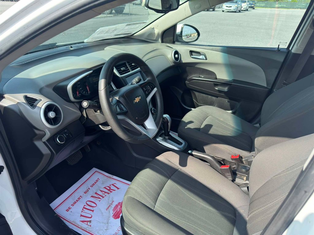 chevrolet sonic 2019 1G1JD5SB2K4107978 image chevrolet sonic 2019 1G1JD5SB2K4107978 image