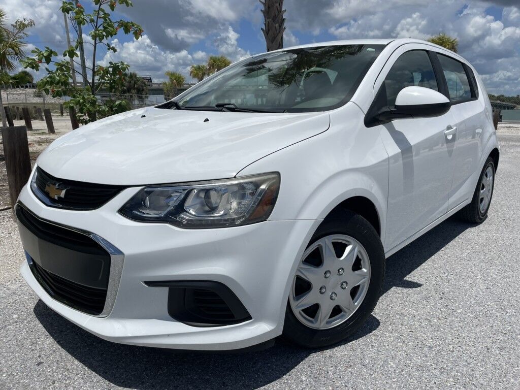 chevrolet sonic 2019 1G1JG6SB4K4117957 image chevrolet sonic 2019 1G1JG6SB4K4117957 image
