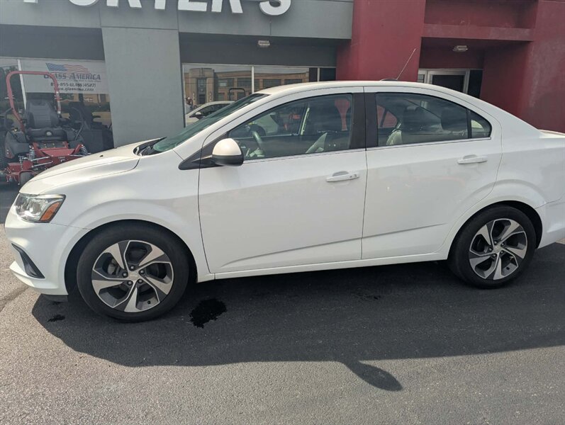 chevrolet sonic 2019 1G1JF5SB7K4125547 image chevrolet sonic 2019 1G1JF5SB7K4125547 image