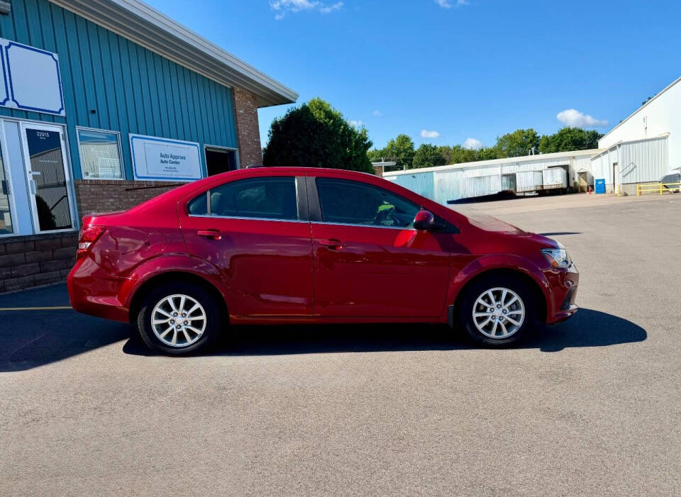 chevrolet sonic 2018 1G1JD5SH1J4124807 image chevrolet sonic 2018 1G1JD5SH1J4124807 image
