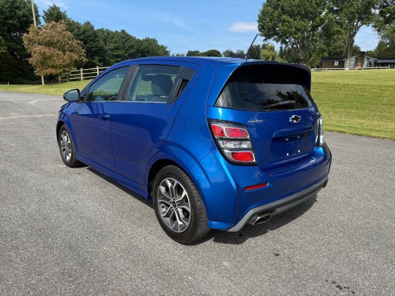 chevrolet sonic 2018 1G1JD6SH1J4102196 image chevrolet sonic 2018 1G1JD6SH1J4102196 image