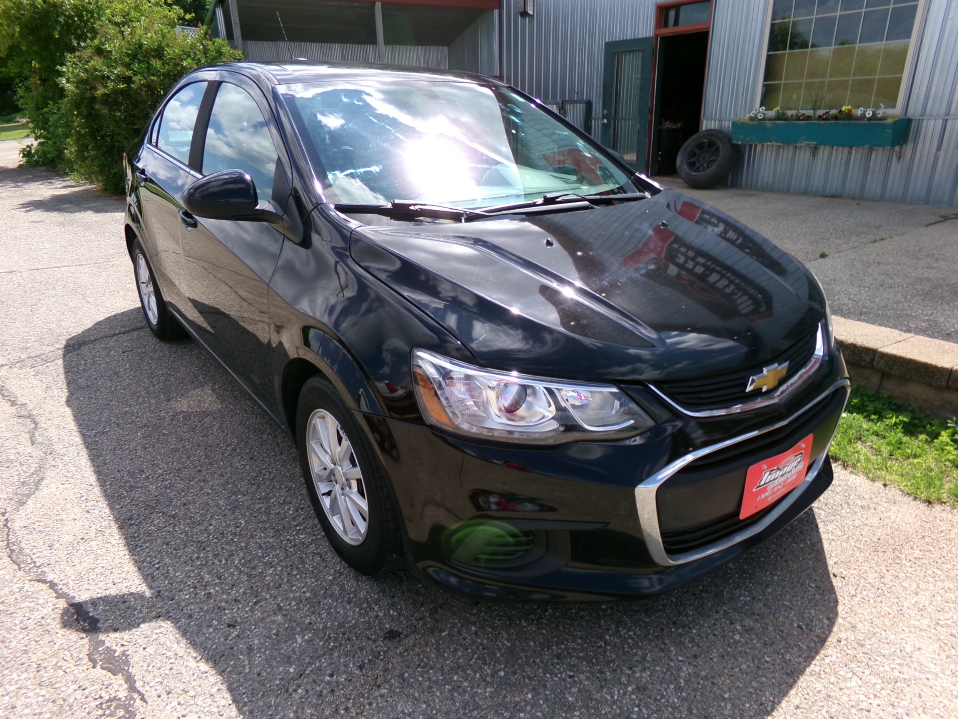 chevrolet sonic 2017 1G1JD5SB0H4100018 image chevrolet sonic 2017 1G1JD5SB0H4100018 image