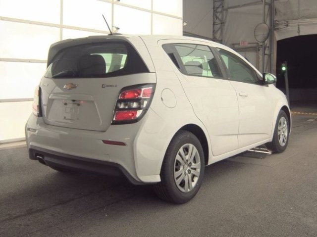 chevrolet sonic 2017 1G1JG6SH9H4144102 image chevrolet sonic 2017 1G1JG6SH9H4144102 image