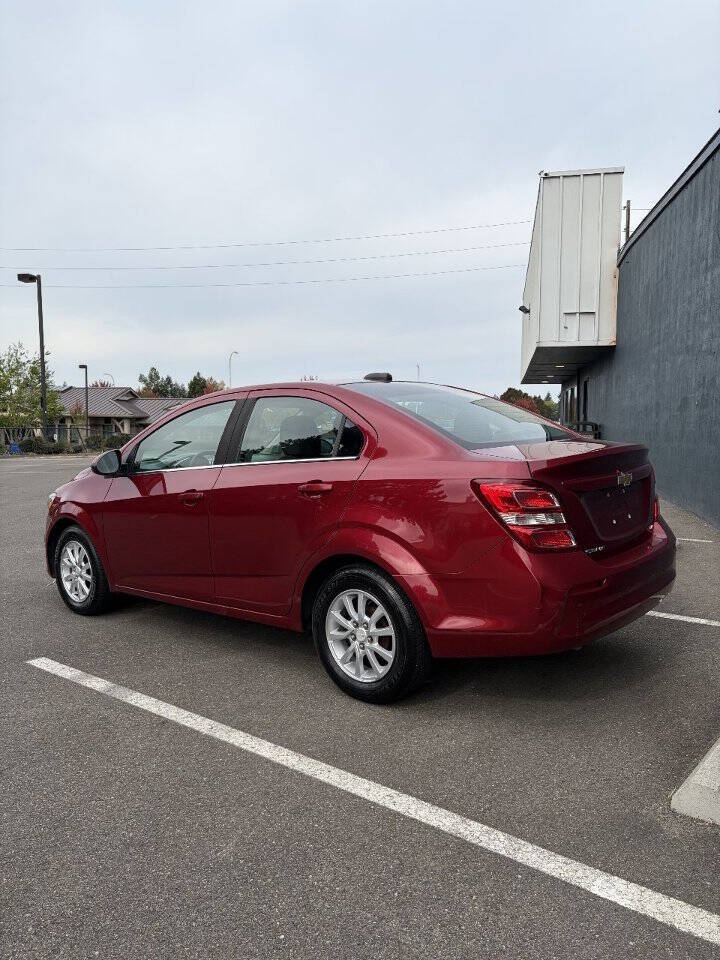 chevrolet sonic 2017 1G1JD5SH2H4105774 image chevrolet sonic 2017 1G1JD5SH2H4105774 image