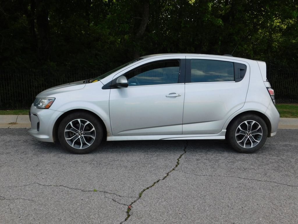 chevrolet sonic 2017 1G1JD6SH5H4136684 image chevrolet sonic 2017 1G1JD6SH5H4136684 image