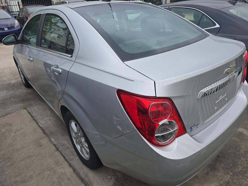 chevrolet sonic 2012 1G1JC5SH1C4206851 image chevrolet sonic 2012 1G1JC5SH1C4206851 image