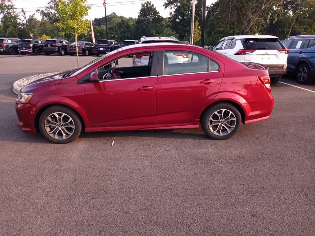 chevrolet sonic 2020 1G1JD5SB5L4138935 image chevrolet sonic 2020 1G1JD5SB5L4138935 image