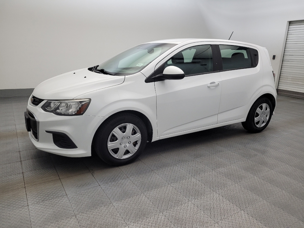 chevrolet sonic 2020 1G1JG6SB2L4113133 image