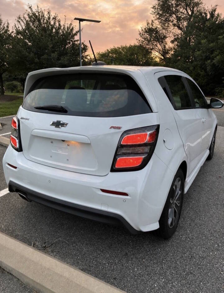 chevrolet sonic 2020 1G1JD6SB5L4137922 image chevrolet sonic 2020 1G1JD6SB5L4137922 image