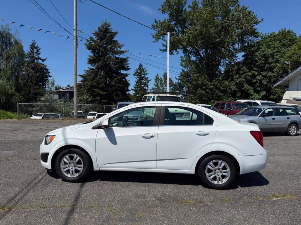 chevrolet sonic 2013 1G1JC5SB5D4123582 image chevrolet sonic 2013 1G1JC5SB5D4123582 image