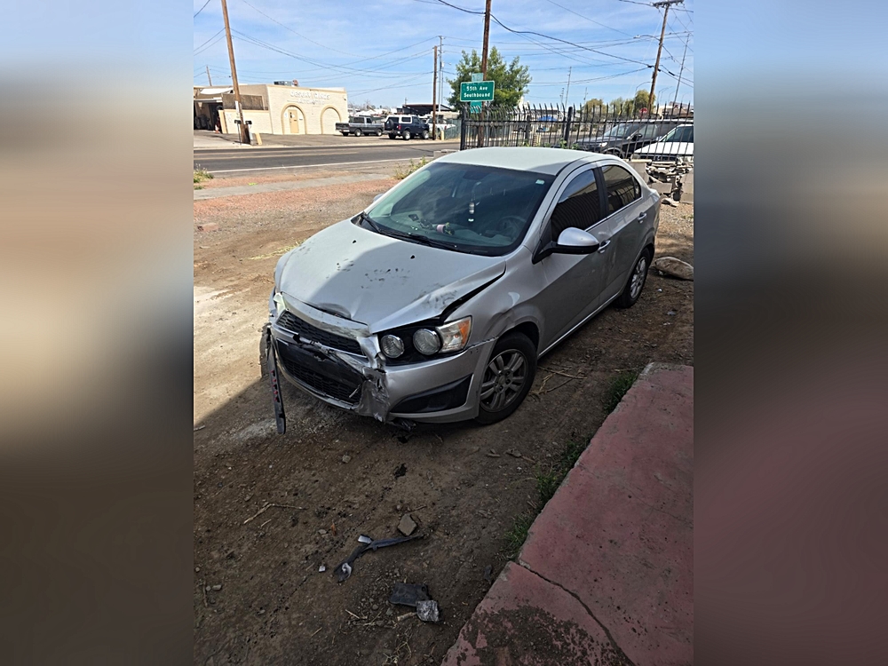 chevrolet sonic 2013 1G1JC5SB4D4216612 image chevrolet sonic 2013 1G1JC5SB4D4216612 image