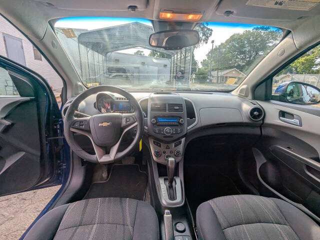 chevrolet sonic 2013 1G1JC5SG6D4133971 image chevrolet sonic 2013 1G1JC5SG6D4133971 image