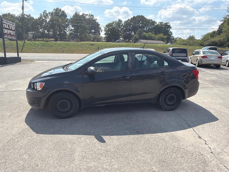 chevrolet sonic 2014 1G1JA5SH9E4226905 image chevrolet sonic 2014 1G1JA5SH9E4226905 image