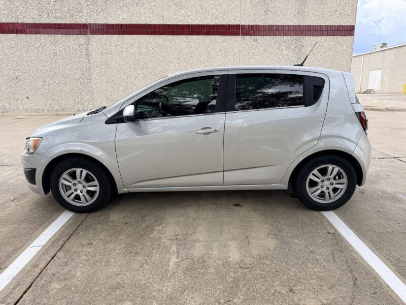 chevrolet sonic 2014 1G1JC6SHXE4229957 image chevrolet sonic 2014 1G1JC6SHXE4229957 image