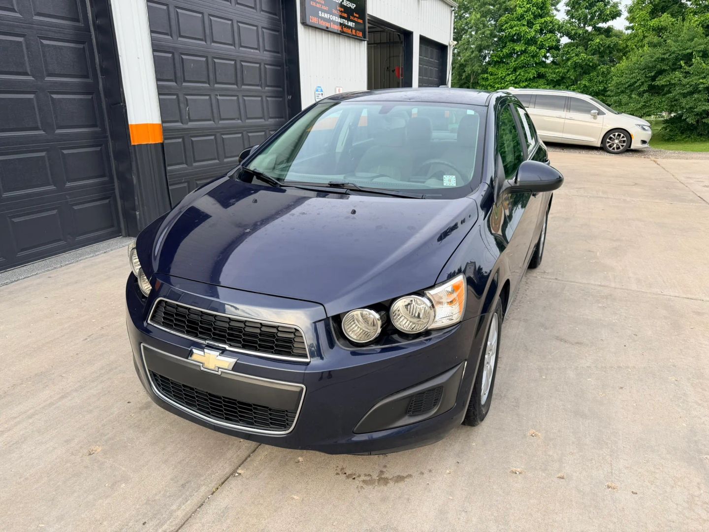 chevrolet sonic 2015 1G1JC5SHXF4114190 image chevrolet sonic 2015 1G1JC5SHXF4114190 image