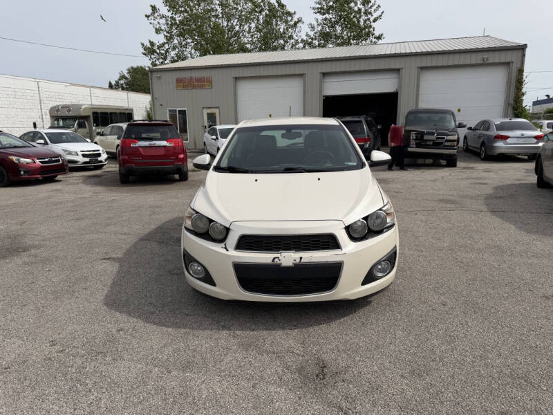 chevrolet sonic 2015 1G1JE6SB2F4201027 image chevrolet sonic 2015 1G1JE6SB2F4201027 image