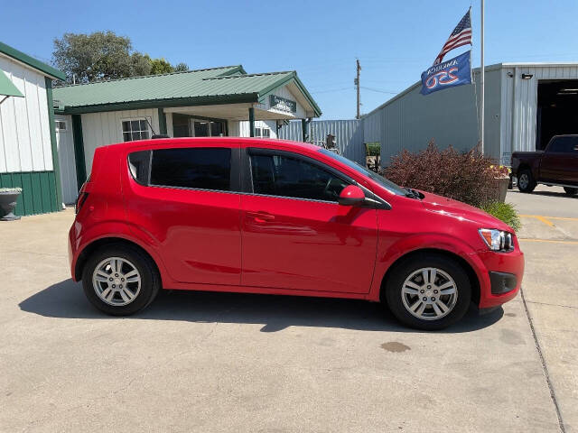 chevrolet sonic 2015 1G1JC6SH1F4186689 image chevrolet sonic 2015 1G1JC6SH1F4186689 image