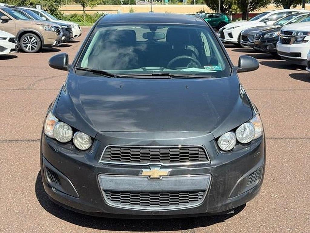 chevrolet sonic 2015 1G1JC6SG4F4102100 image chevrolet sonic 2015 1G1JC6SG4F4102100 image