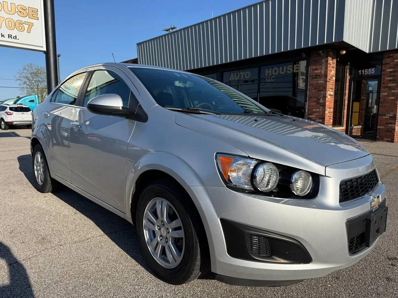 chevrolet sonic 2015 1G1JC5SH0F4142337 image chevrolet sonic 2015 1G1JC5SH0F4142337 image