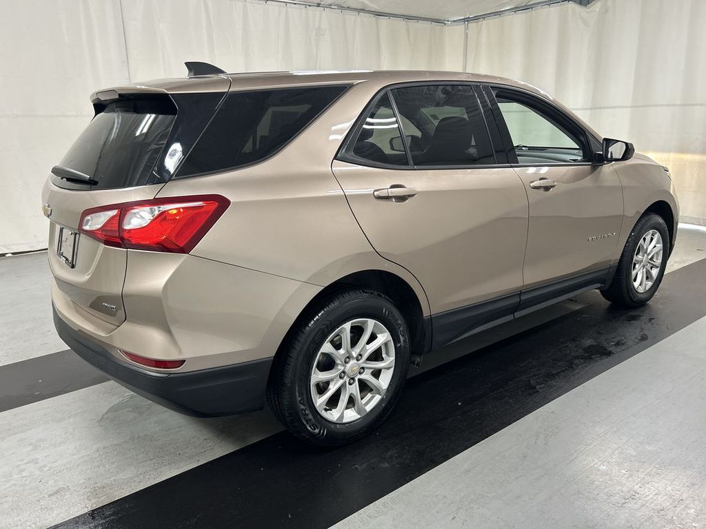 chevrolet equinox 2019 2GNAXSEV2K6261261 image chevrolet equinox 2019 2GNAXSEV2K6261261 image