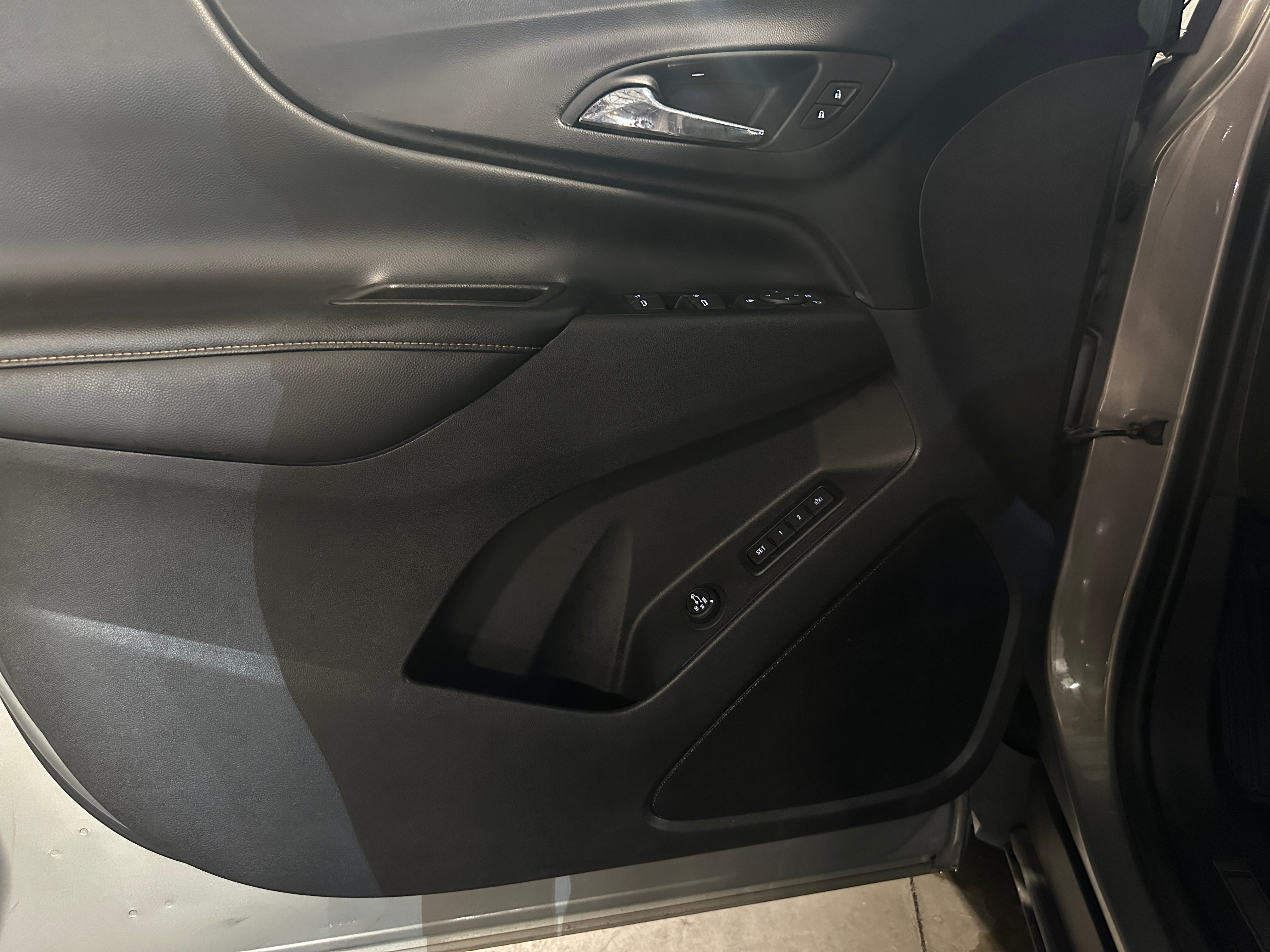 chevrolet equinox 2018 3GNAXMEVXJS637197 image chevrolet equinox 2018 3GNAXMEVXJS637197 image