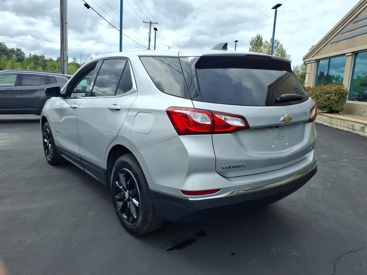chevrolet equinox 2018 2GNAXSEV4J6320650 image chevrolet equinox 2018 2GNAXSEV4J6320650 image