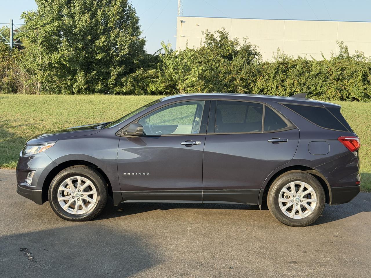 chevrolet equinox 2018 3GNAXREV9JS606620 image chevrolet equinox 2018 3GNAXREV9JS606620 image