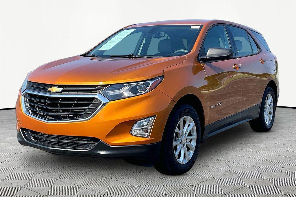chevrolet equinox 2018 2GNAXREV6J6104811 image chevrolet equinox 2018 2GNAXREV6J6104811 image