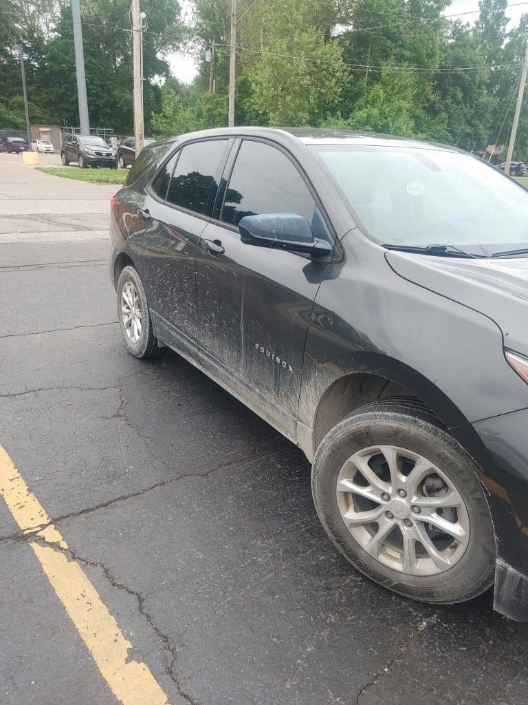 chevrolet equinox 2018 2GNAXREV4J6134440 image chevrolet equinox 2018 2GNAXREV4J6134440 image