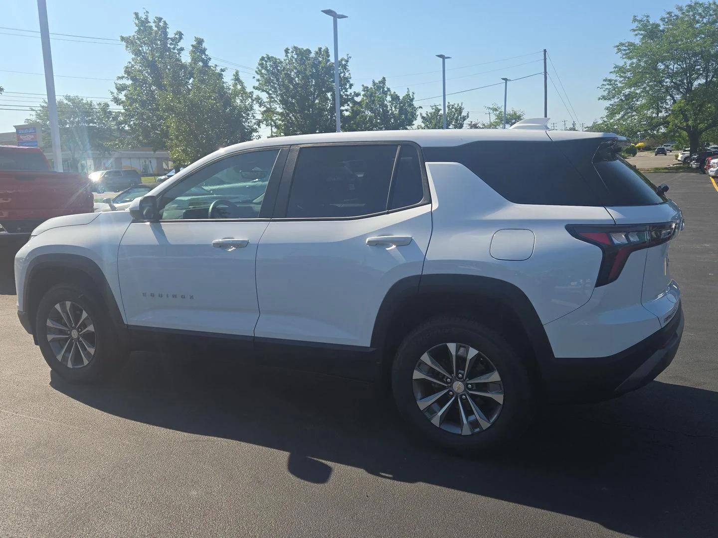 chevrolet equinox 2026 3GNAXPEG7TL416642 image chevrolet equinox 2026 3GNAXPEG7TL416642 image