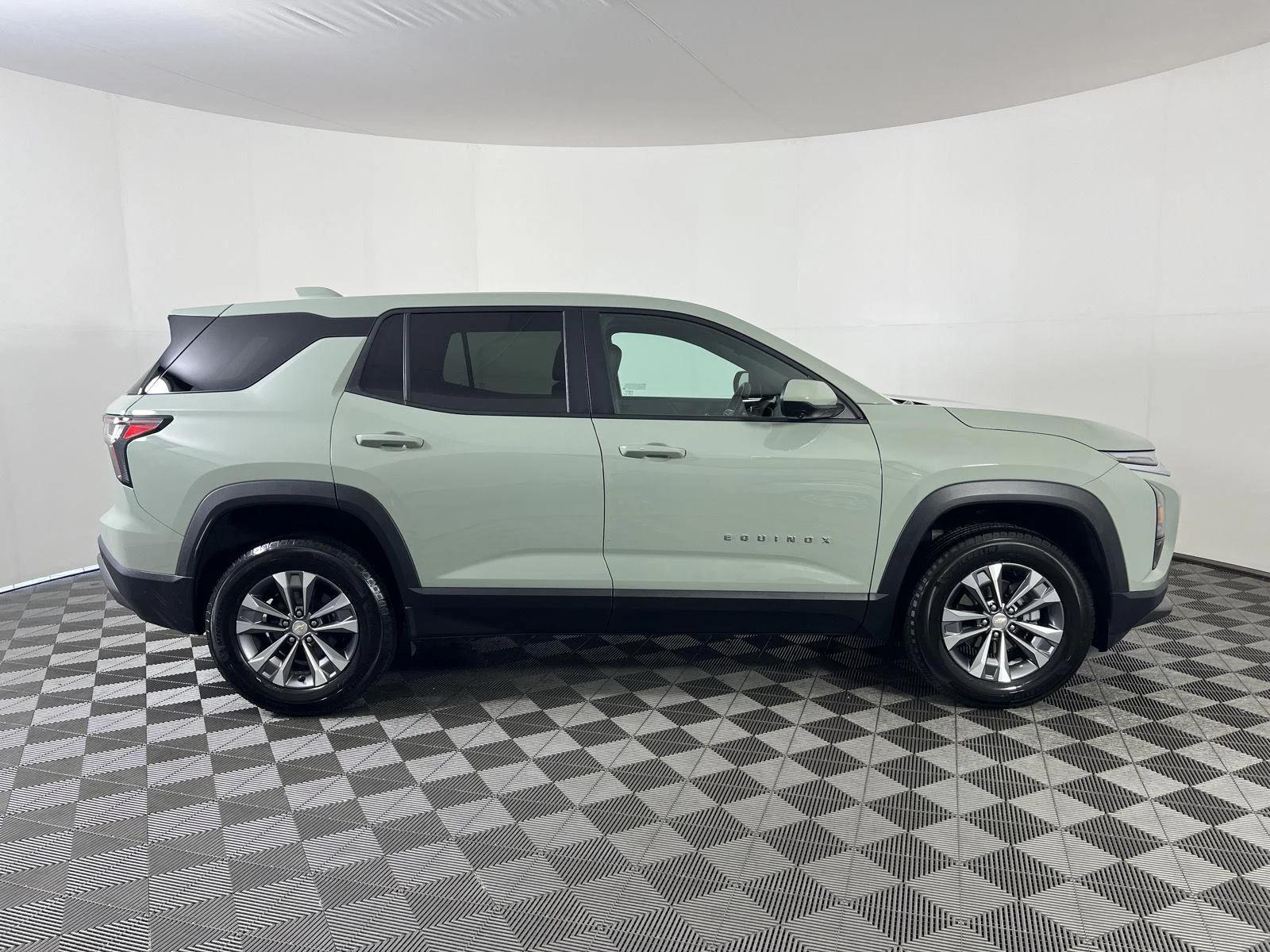 chevrolet equinox 2026 3GNAXPEG8TL392304 image chevrolet equinox 2026 3GNAXPEG8TL392304 image