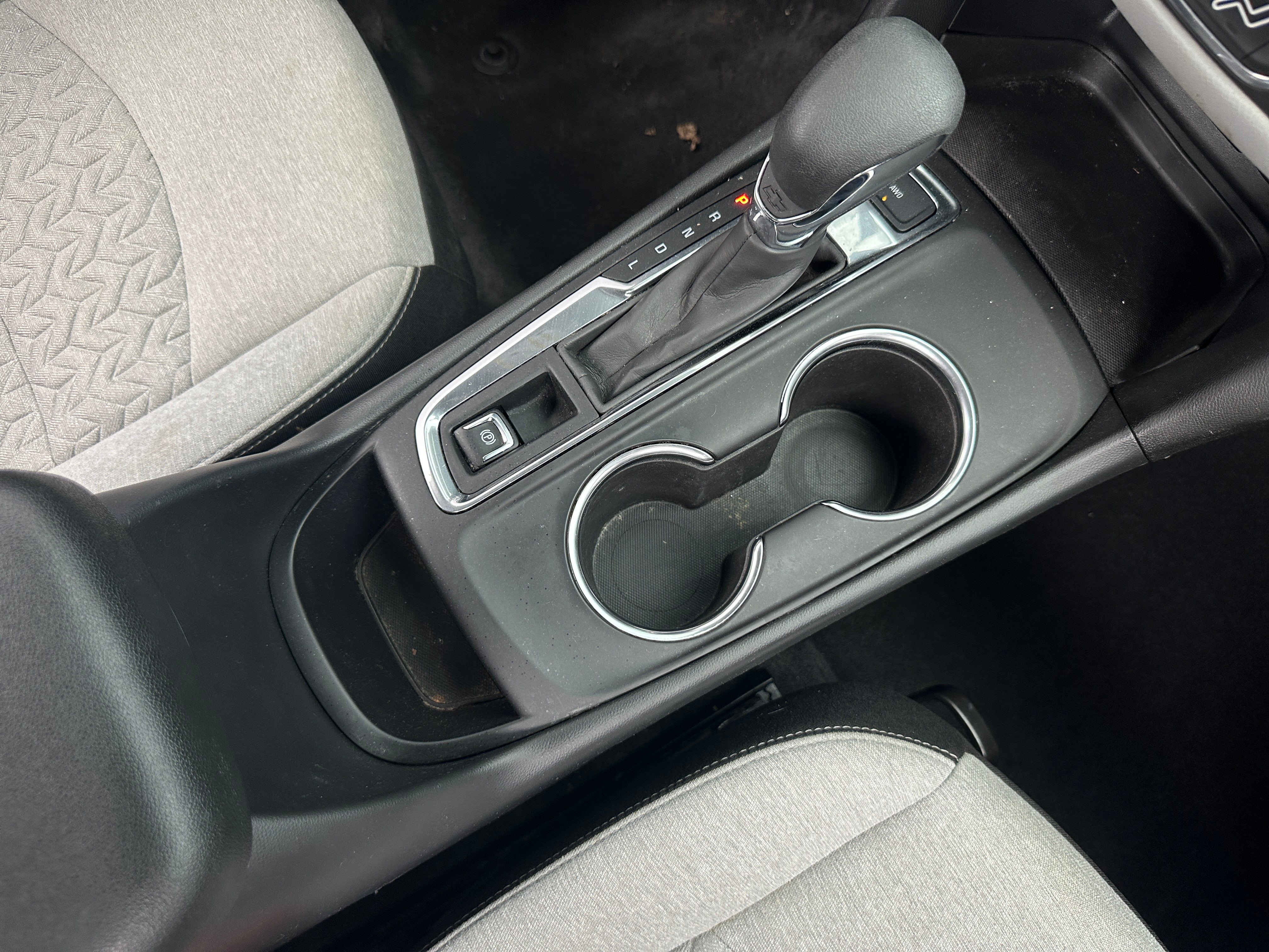 chevrolet equinox 2024 3GNAX5EG1RL303024 image chevrolet equinox 2024 3GNAX5EG1RL303024 image