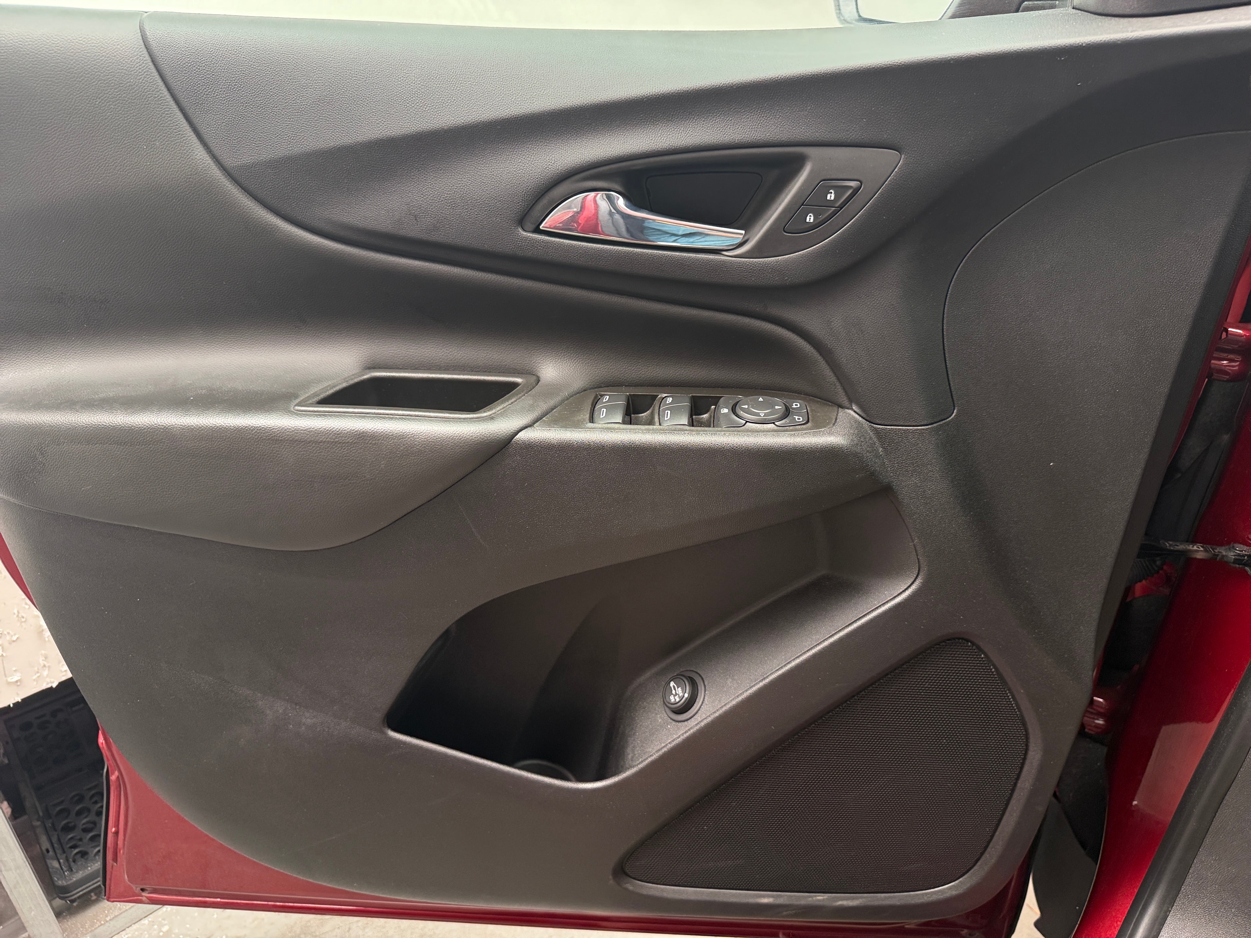 chevrolet equinox 2024 3GNAXKEG5RS111237 image chevrolet equinox 2024 3GNAXKEG5RS111237 image
