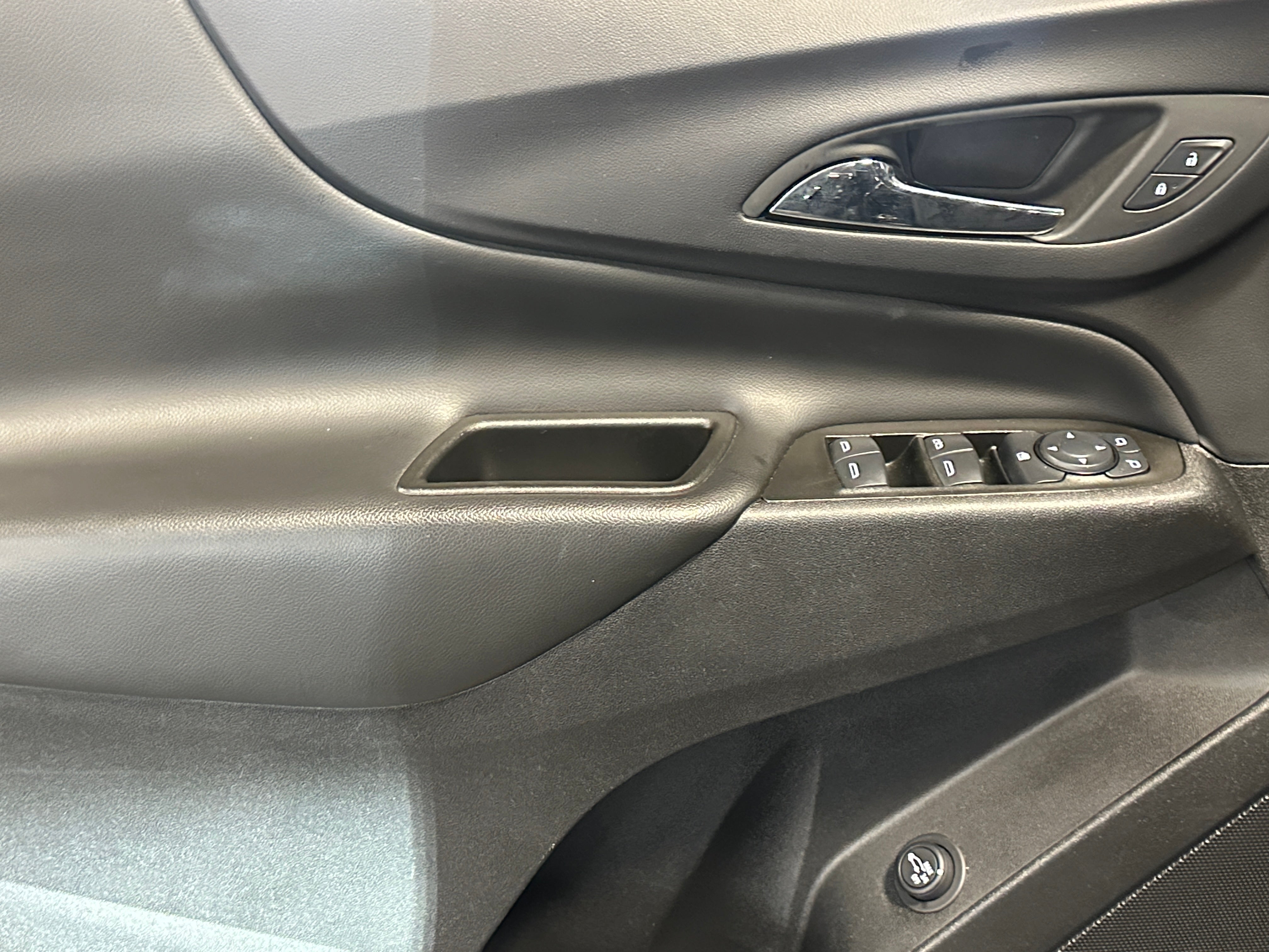 chevrolet equinox 2024 3GNAXKEG1RL338693 image