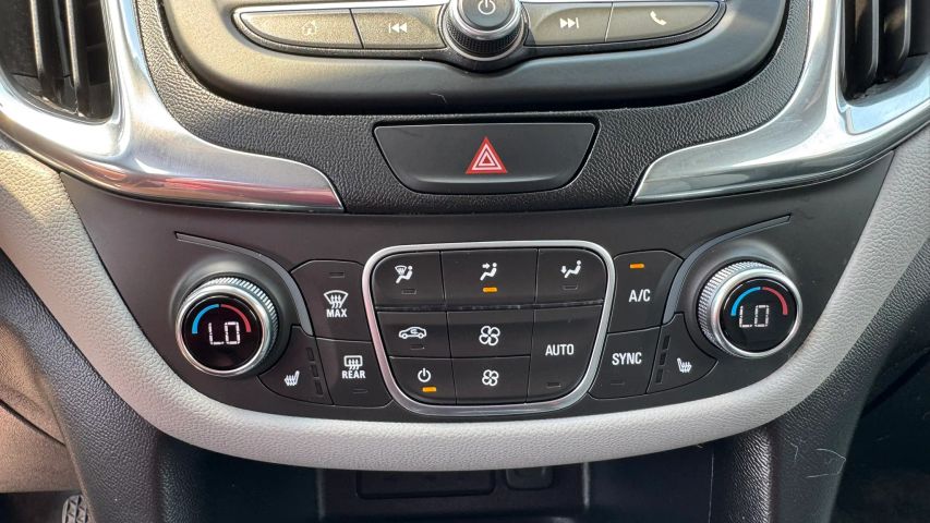 chevrolet equinox 2020 2GNAXUEV0L6126048 image chevrolet equinox 2020 2GNAXUEV0L6126048 image