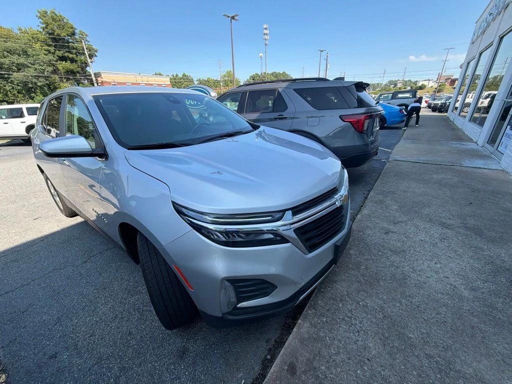 chevrolet equinox 2022 3GNAXUEV4NL204006 image chevrolet equinox 2022 3GNAXUEV4NL204006 image