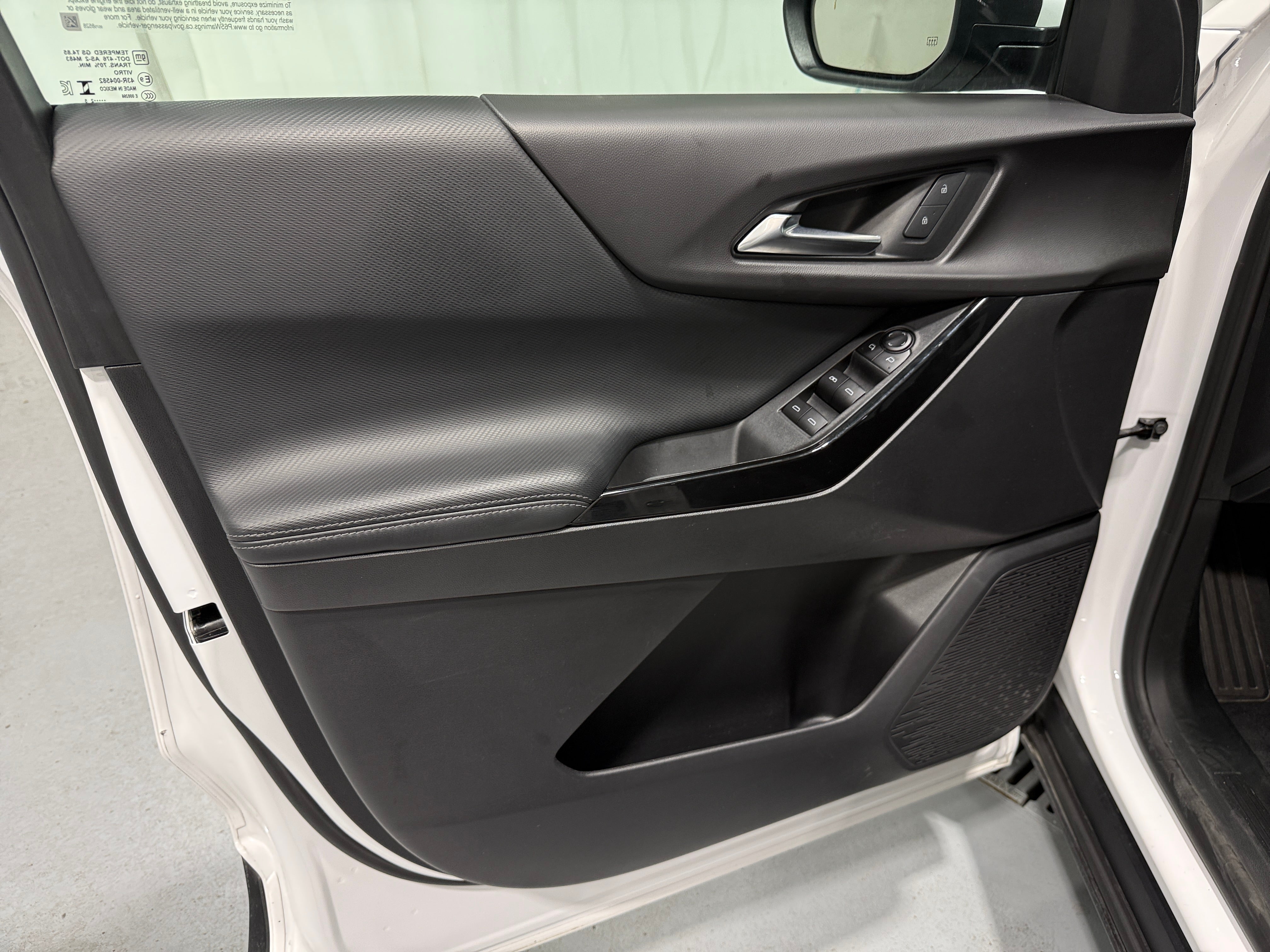 chevrolet equinox 2025 3GNAXHEG8SL315601 image chevrolet equinox 2025 3GNAXHEG8SL315601 image
