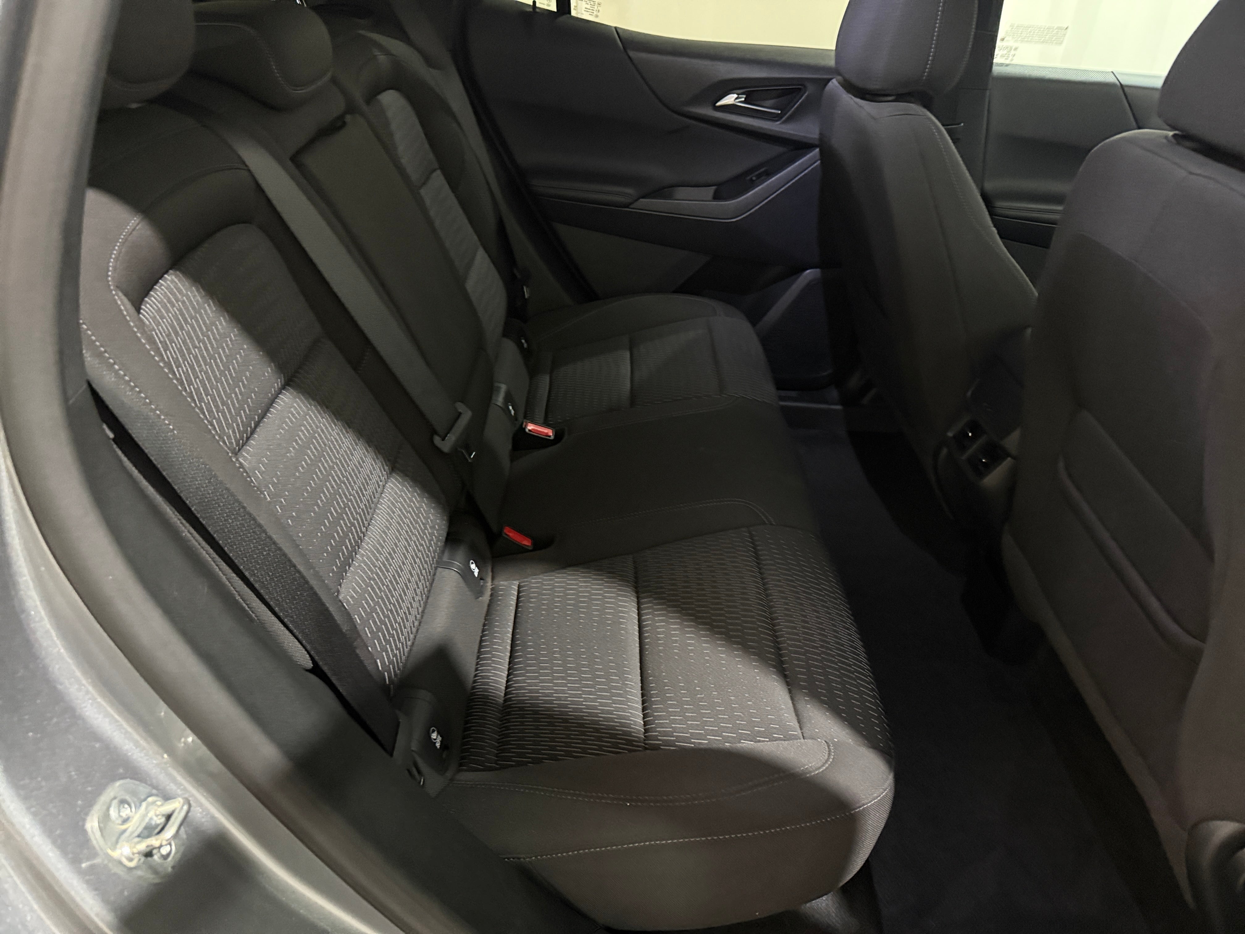 chevrolet equinox 2025 3GNAXHEG8SL315050 image chevrolet equinox 2025 3GNAXHEG8SL315050 image
